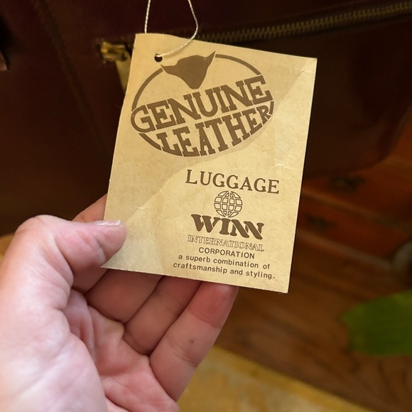 Winn International Vintage NEW Leather Briefcase Attache Case Cordovan Burgundy - Picture 8 of 9